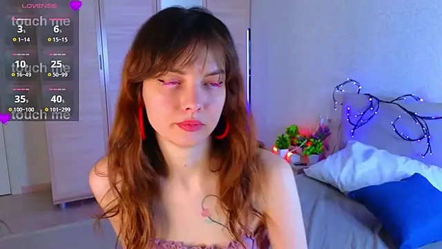 LisaDrake online show from 11.21.25