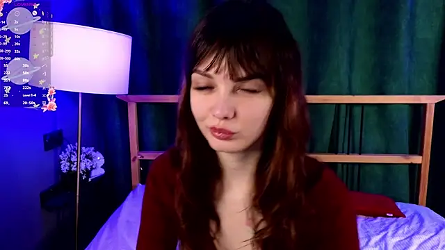 LisaDrake online show from 12.17.25