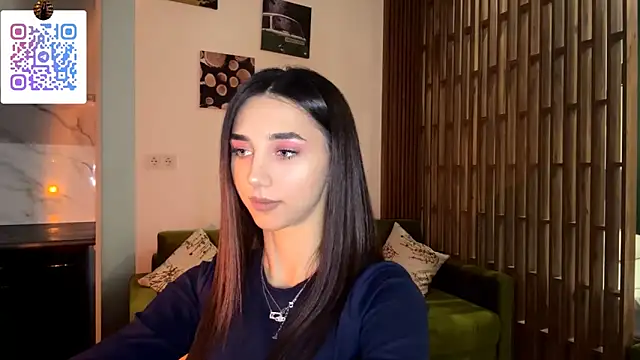 LinaMour online show from 02.12.26