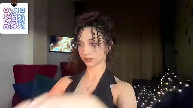 LinaMour online show from 02.28.26