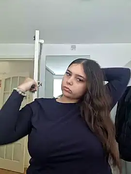 Snapshot of KatieLace chatting on 09.13.25 KatieLace online show from 09.13.25