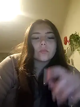 Snapshot of KatieLace chatting on 09.25.25 KatieLace online show from 09.25.25