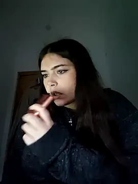 Snapshot of KatieLace chatting on 10.13.25 KatieLace online show from 10.13.25