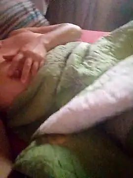 Snapshot of isabella931054 chatting on 09.14.25 isabella931054 online show from 09.14.25