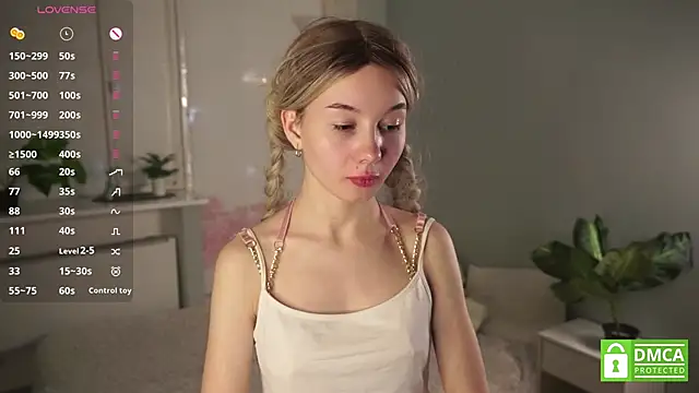Snapshot of KristinLiesman chatting on 09.10.25 KristinLiesman online show from 09.10.25