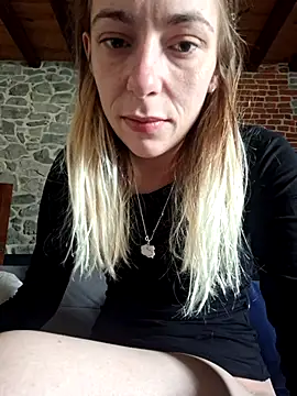 Snapshot of SexyAlya chatting on 10.04.25 SexyAlya online show from 10.04.25