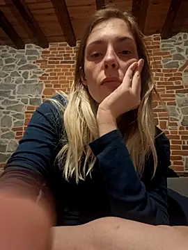 Snapshot of SexyAlya chatting on 10.07.25 SexyAlya online show from 10.07.25