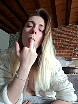 Snapshot of SexyAlya chatting on 11.29.25 SexyAlya online show from 11.29.25