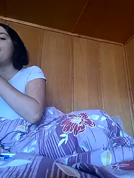 Snapshot of YoungLiisaxx chatting on 09.28.25 YoungLiisaxx online show from 09.28.25