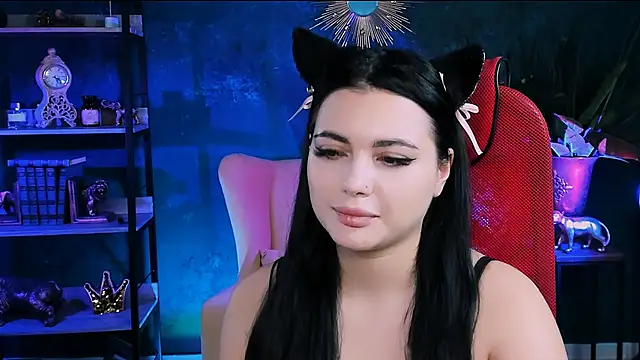 NaomiWilsons online show from 10.08.25