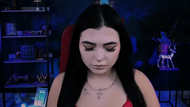 NaomiWilsons online show from 12.14.25