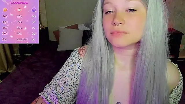 Snapshot of Diana_Dream chatting on 09.10.25 Diana Dream online show from 09.10.25