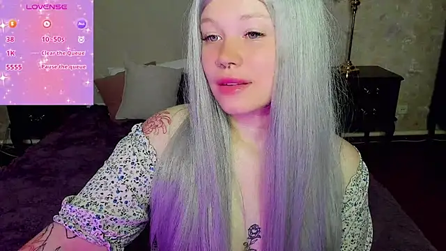 Snapshot of Diana_Dream chatting on 09.11.25 Diana Dream online show from 09.11.25