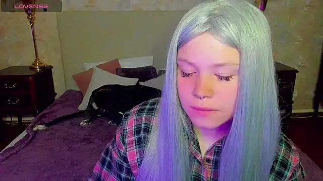 Snapshot of Diana_Dream chatting on 09.19.25 Diana Dream online show from 09.19.25