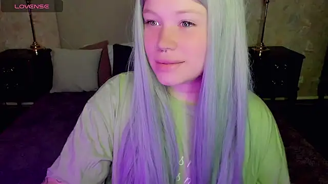 Snapshot of Diana_Dream chatting on 09.22.25 Diana Dream online show from 09.22.25