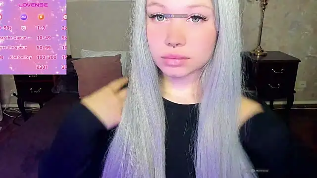 Snapshot of Diana_Dream chatting on 10.07.25 Diana Dream online show from 10.07.25