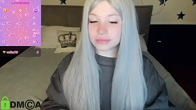 Snapshot of Diana_Dream chatting on 10.16.25 Diana Dream online show from 10.16.25