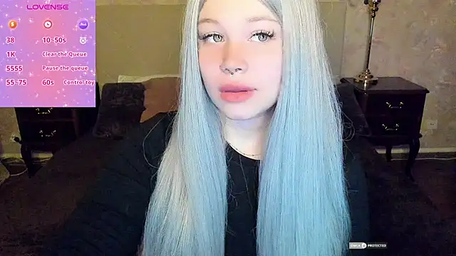 Snapshot of Diana_Dream chatting on 10.19.25 Diana Dream online show from 10.19.25