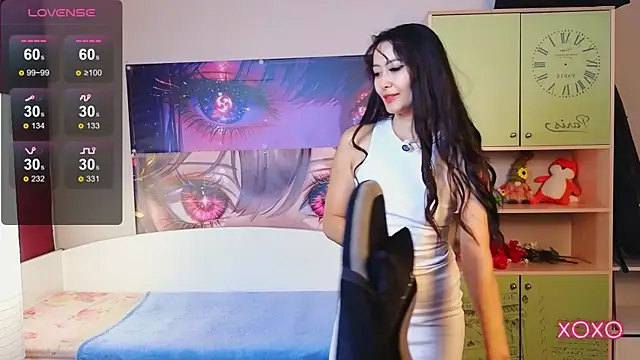 Snapshot of Milly__Foxy chatting on 07.24.26 Milly Foxy online show from 07.24.26