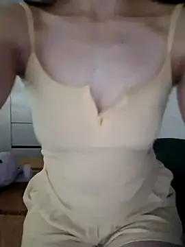 Snapshot of Mlemmz chatting on 07.17.26 Mlemmz online show from 07.17.26