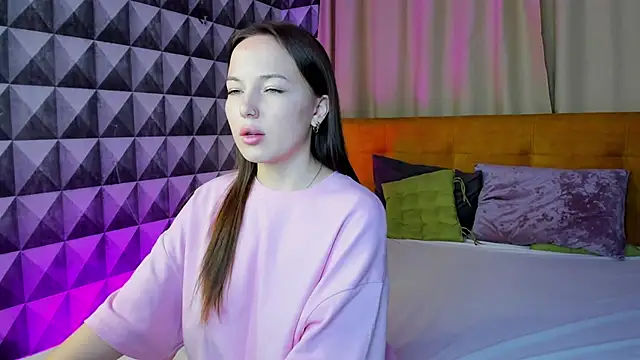 Maria Solis online show from 10.19.25