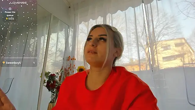 Ella Vee online show from 03.16.26