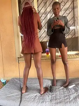 Melanin2002 online show from 09.11.25