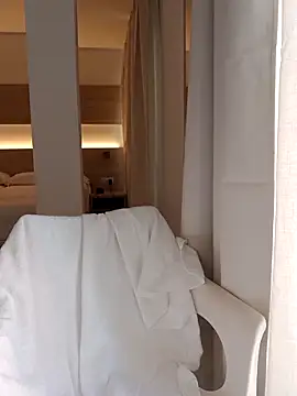 SydneySchmid online show from 03.30.26