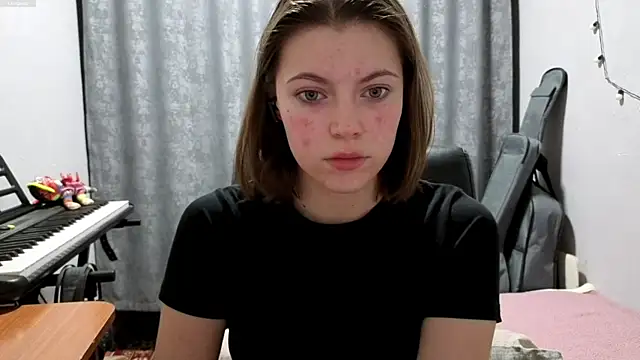 CutieAnny online show from 05.14.26