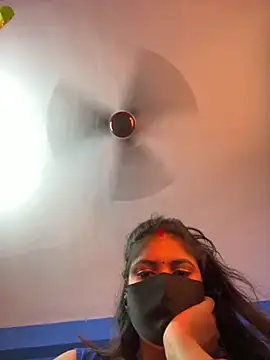 V-Hot-Sweti online show from 11.22.25