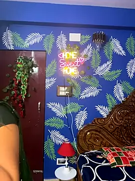 V-Hot-Sweti online show from 11.30.25