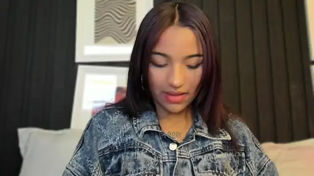 Manelyk evanss  online show from 12.03.25