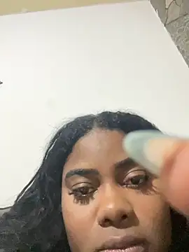 Snapshot of LunaSthena chatting on 10.24.25 LunaSthena online show from 10.24.25