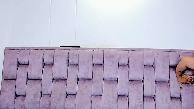 Alexa-Hunter online show from 03.21.26