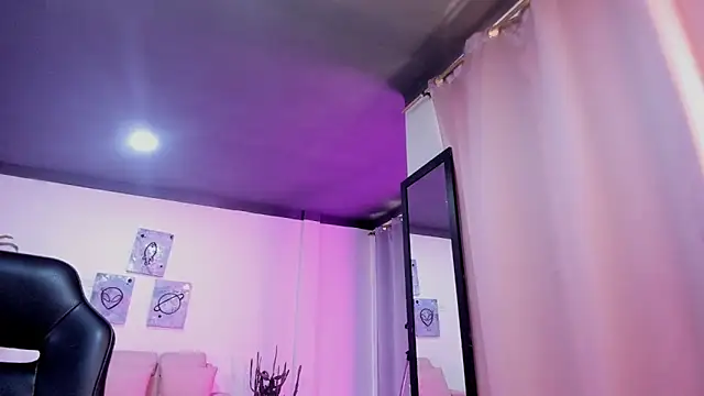 bella fox 1 online show from 03.31.26