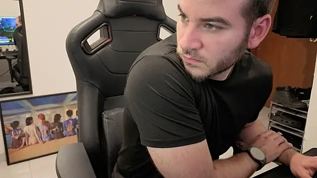 Snapshot of Paul00474 chatting on 09.21.25 Paul00474 online show from 09.21.25