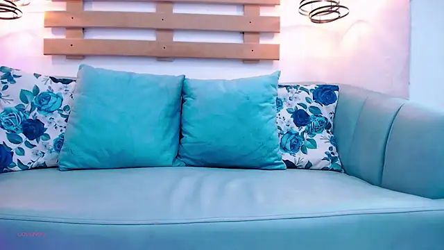 ArianaSantana online show from 10.05.25