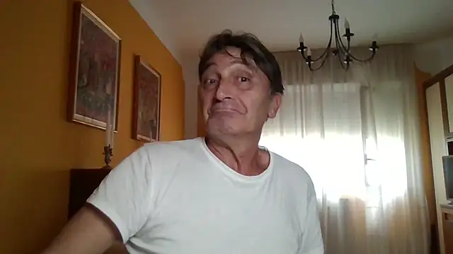 lattediyak online show from 09.24.25