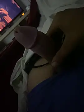 Snapshot of Holanda23cm chatting on 12.16.25 Holanda23cm online show from 12.16.25