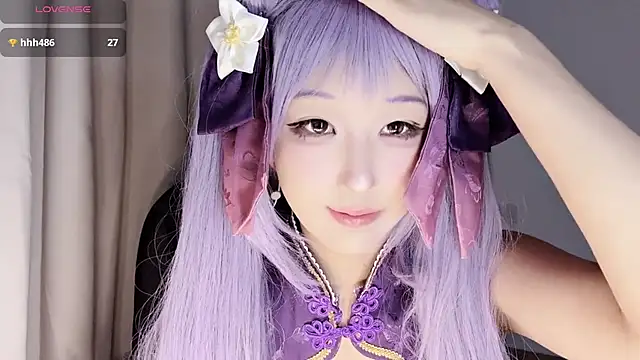 Snapshot of Winnie666- chatting on 10.15.25 Winnie666- online show from 10.15.25