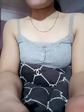 LucyyLy online show from 01.10.26