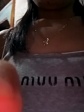 LucyyLy online show from 02.10.26