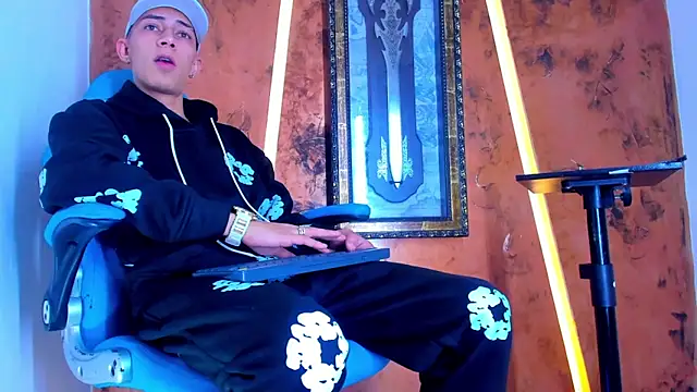 Dante Brown1  online show from 12.16.25