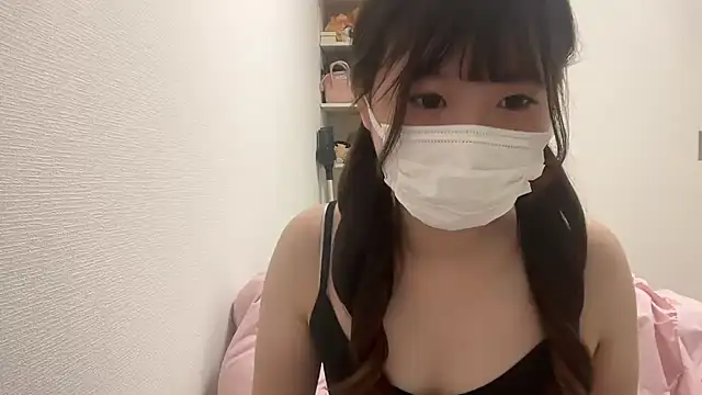 Snapshot of Yua_nyan chatting on 09.22.25 Yua nyan online show from 09.22.25