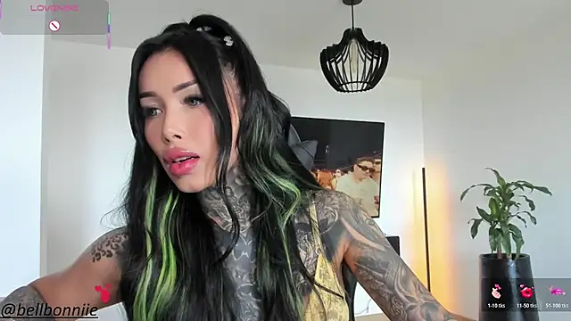 belllbonniie online show from 11.15.25