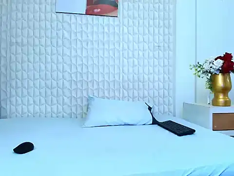 LuigiMarchetti online show from 10.08.25