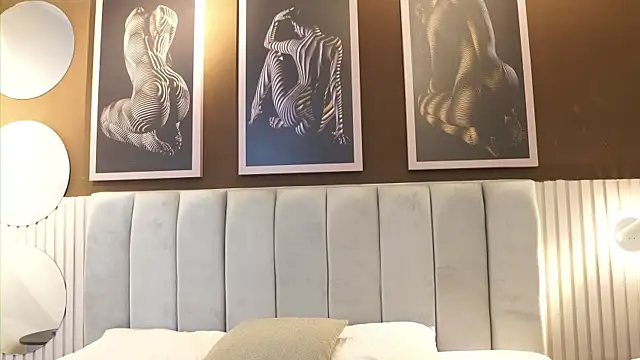 Tayler Kim online show from 12.21.25