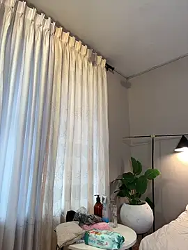 Tayler Kim online show from 02.17.26