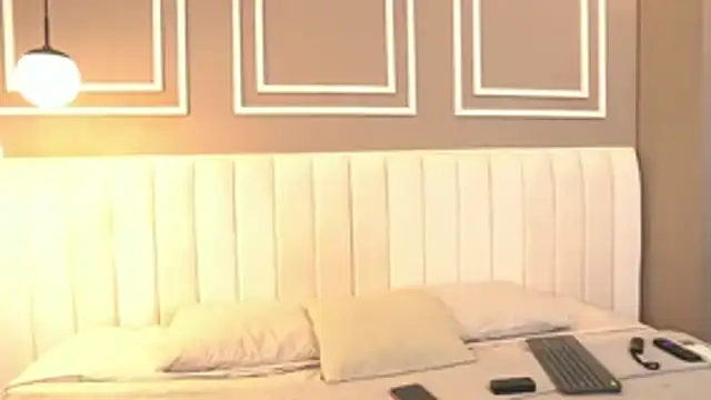 Tayler Kim online show from 04.12.26