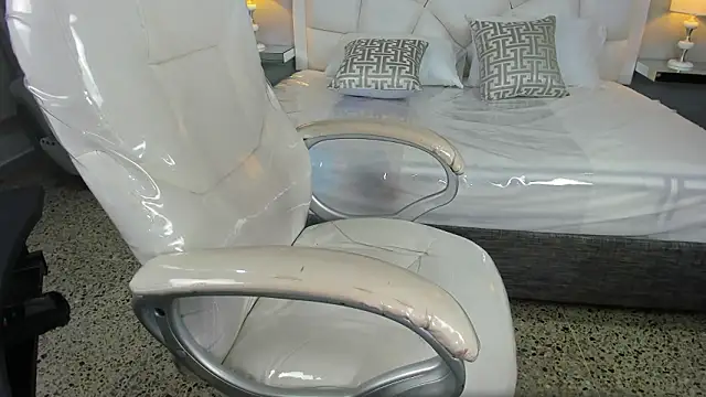 Miss Francheska online show from 02.02.26